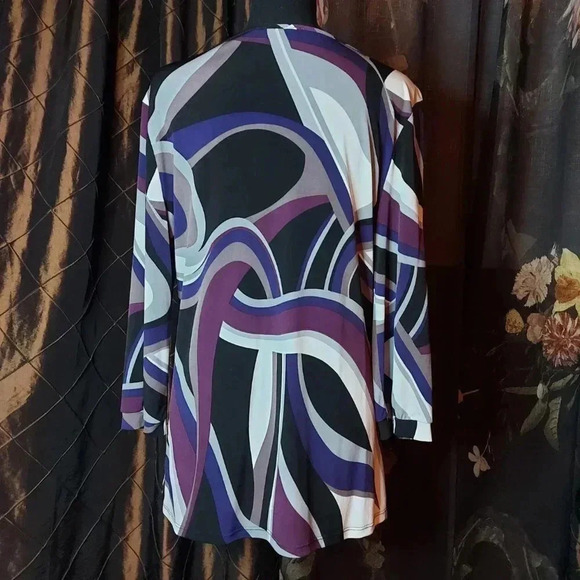 Jessica | Retro Pucci Vibe Top  Never Worn - Picture 2 of 16